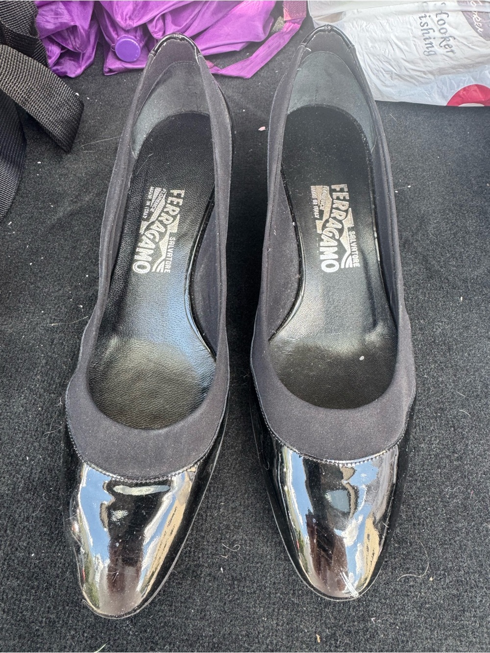 Salvatore Ferragamo size 8 cute Women's Shoes